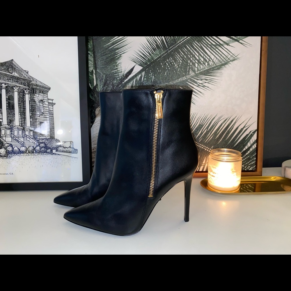Michael Kors - Keke Bootie ✨